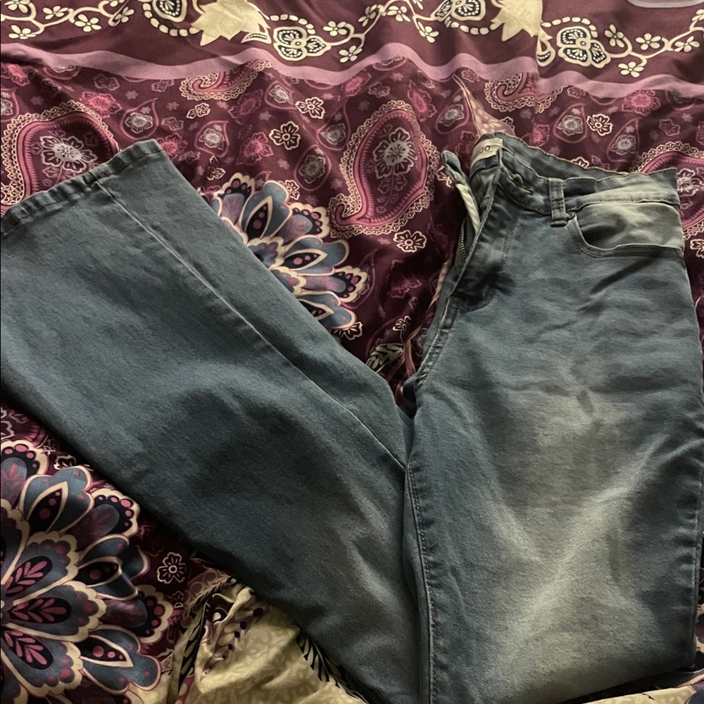 BAMBOO Women's Flare Jeans in Blue